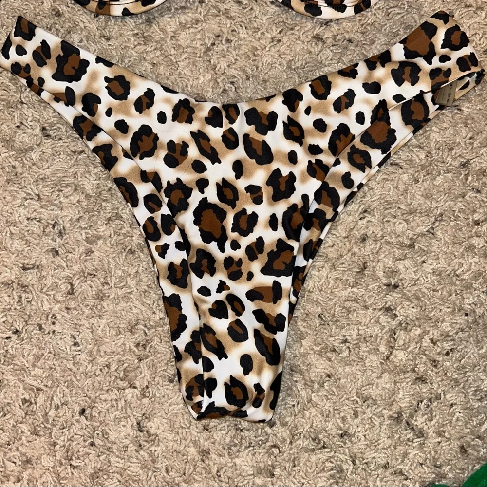 Leopard Print Bikini Set - Picture 5 of 7